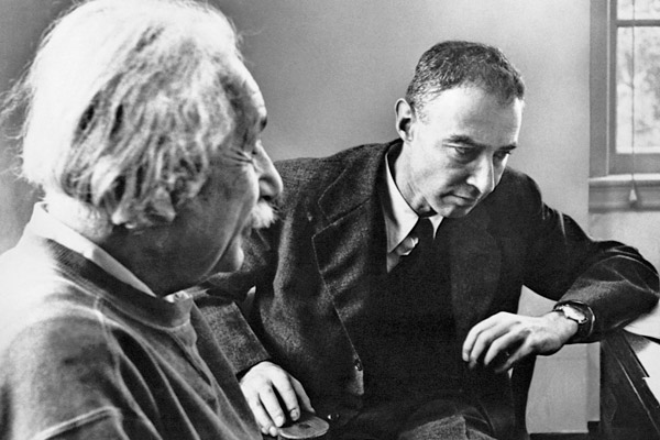 Picture of Einstein with Karl Schwarzschild
